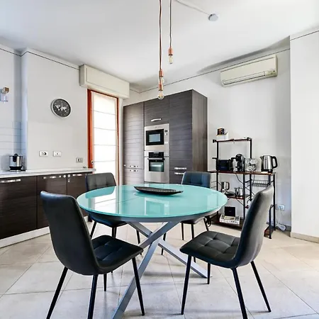Apartment Pearl House - - Jacuzzi Privata Sirmione
